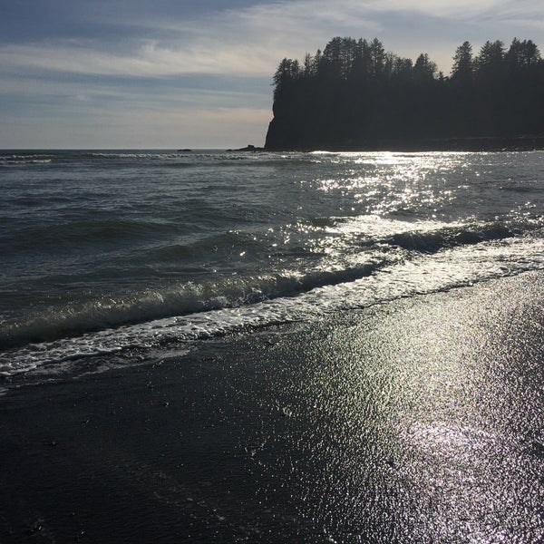 Город форкс пляж ла пуш. First beach. Крейн-бич, барбадос. First beach. Пляж ла пуш пасмурно.
