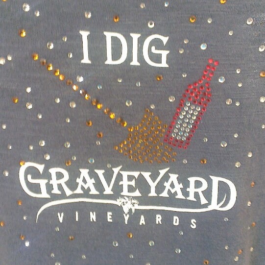 Foto scattata a Graveyard Vineyards da Mark G. il 8/19/2013