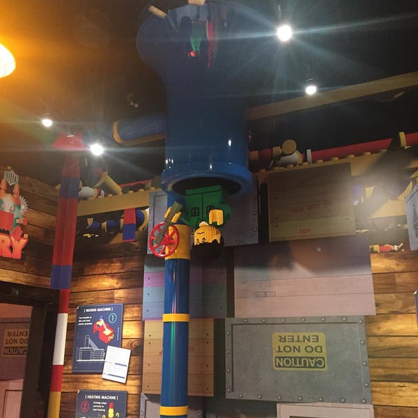 Photo taken at LEGOLAND® Discovery Center by Teaspout on 11/23/2015