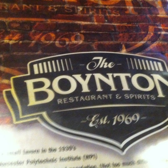Photo prise au The Boynton Restaurant &amp; Spirits par Camilla R. le10/25/2012