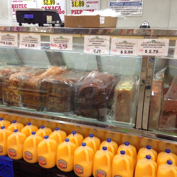 La Azteca Meat Market 1 tip from 28 visitors