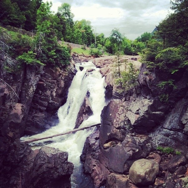 Photo taken at High Falls Gorge by Jean-Francois P. on 6/11/2014