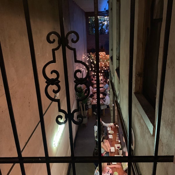 5/18/2019에 Peter K.님이 Rose&#39;s Luxury에서 찍은 사진