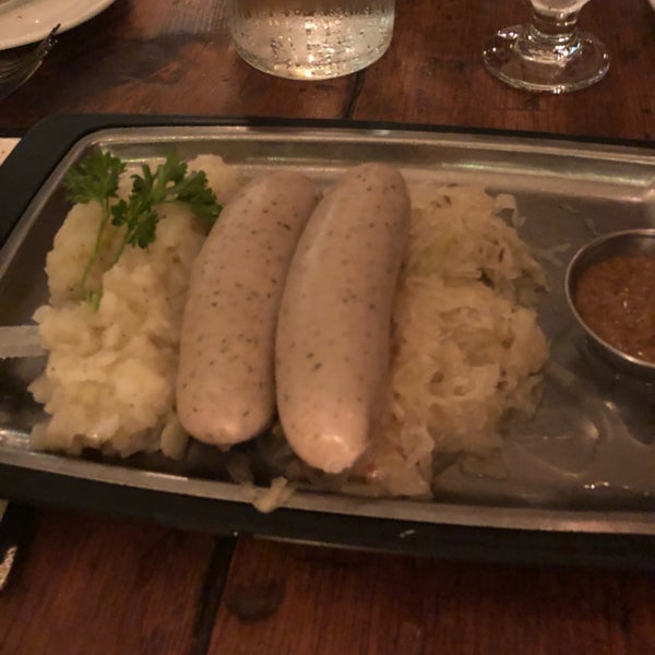 Foto tirada no(a) Heidelberg Restaurant por Mia D. em 12/29/2018