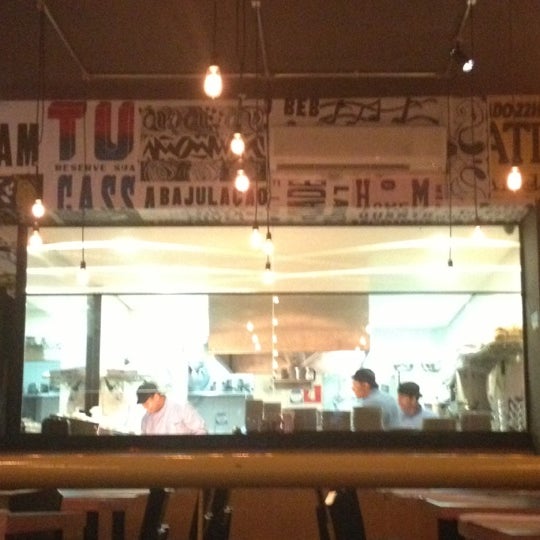 12/19/2012にCamila N.がVapor Burgerで撮った写真