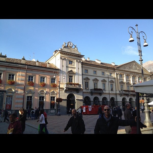 Photo taken at Piazza Chanoux by m8 S. on 10/20/2012
