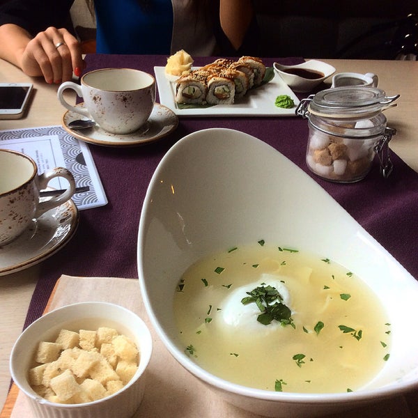 8/17/2015 tarihinde Ирина Л.ziyaretçi tarafından LOOK restobar'de çekilen fotoğraf