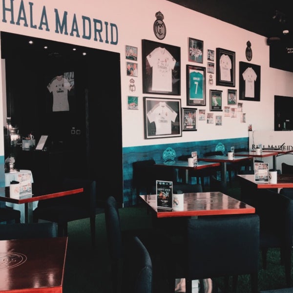 11/14/2019にأصايل ♊️ ا.がReal Madrid Cafeで撮った写真