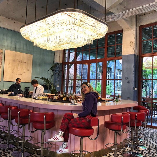 Stamba ул мераба костава 14 тбилиси фото Café Stamba & Chocolaterie - 62 tips