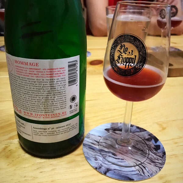 Das Foto wurde bei Be Hoppy Cervezas Especiales von Saba am 4/15/2018 aufgenommen