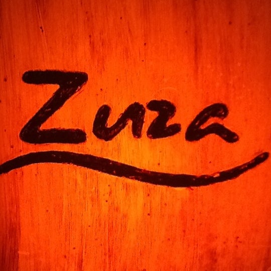 รูปภาพถ่ายที่ Zuza Restaurante โดย Búziosmais R. เมื่อ 11/1/2012