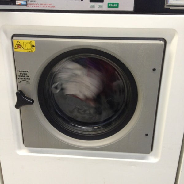 Riviera Coin Laundry River Road Eugene, OR