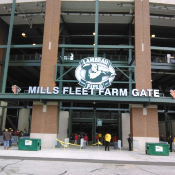 Mills Fleet Farm Gate Lambeau Field 0 tips