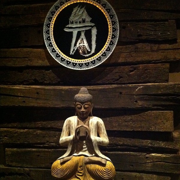 9/15/2012 tarihinde Frederico A.ziyaretçi tarafından Taj Bar'de çekilen fotoğraf
