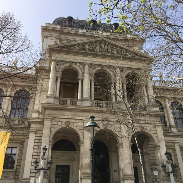 4/11/2018 tarihinde Vere L.ziyaretçi tarafından Universität Wien'de çekilen fotoğraf