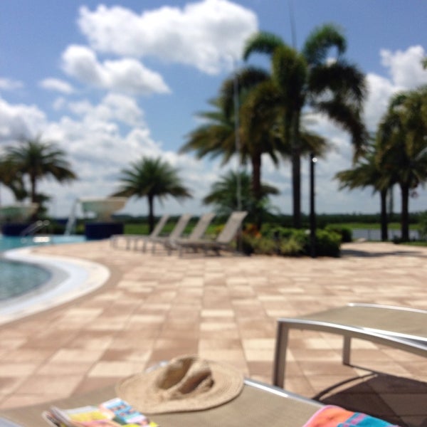 Del b Naples Oasis Club Naples, FL