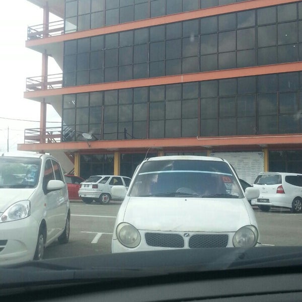 Leong Dei Kun Ldk Pejabat Daerah Dan Tanah Maran Down Who S Next