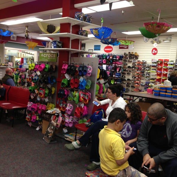 Shoe Train 11325 Seven Locks Rd
