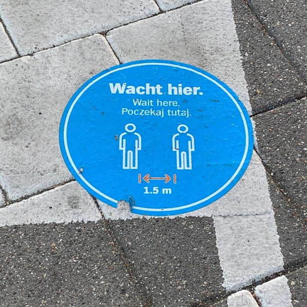 Point up перевод. :point_up: :point_up:. Pick on фразовый глагол. Point up перевод. Спортивно-развлекательная арена point up.