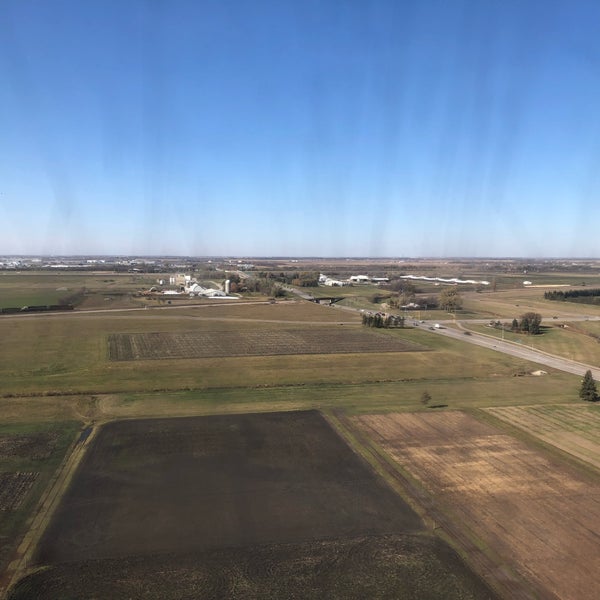 รูปภาพถ่ายที่ Fargo Hector International Airport (FAR) โดย Mark S. เมื่อ 10/19/2018
