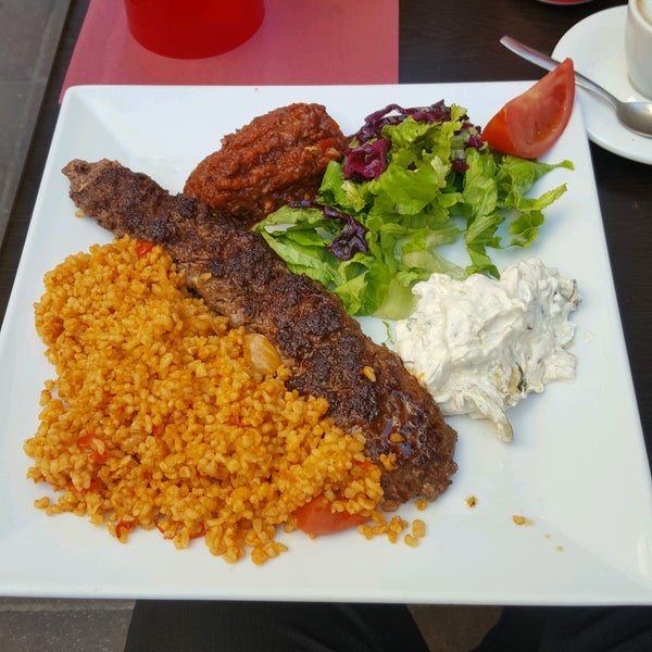 Роял кебаб. Royal kebab первоуральск. Роял кебаб ревда. Рояль кебаб нк. Роял кебаб.