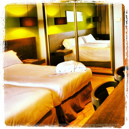 Das Foto wurde bei Hotel Bahia De Vigo von Gregorio L. am 11/7/2012 aufgenommen