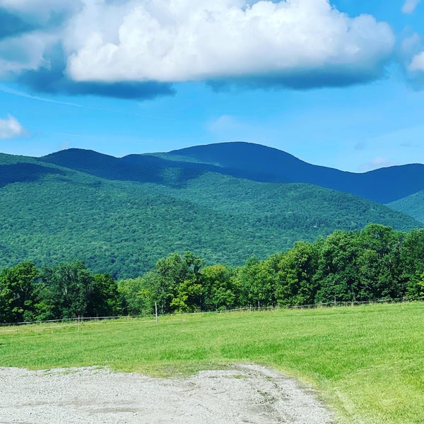 Photo taken at Trapp Family Lodge by Erica G. on 7/20/2023