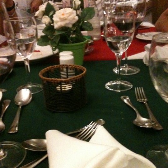 Photo taken at Bella Italia Hotel &amp; Eventos by Beta C. on 11/3/2012