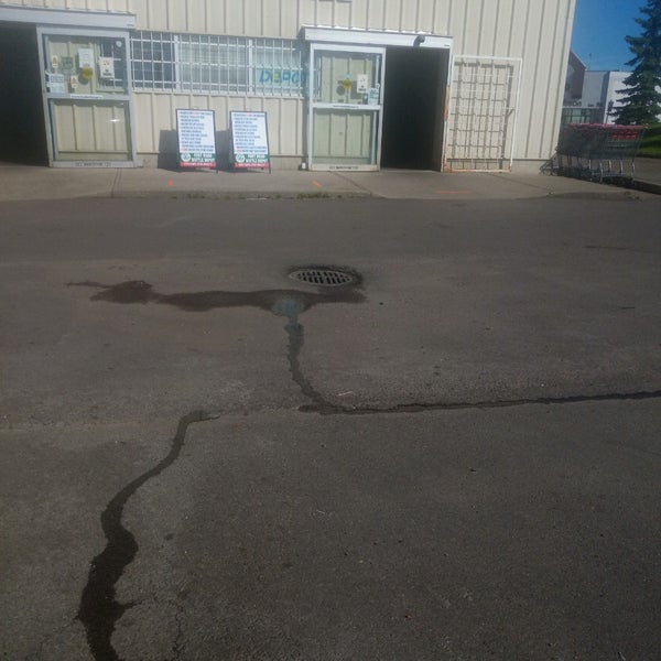 Fort Road Bottle Depot Belvedere Edmonton Ab