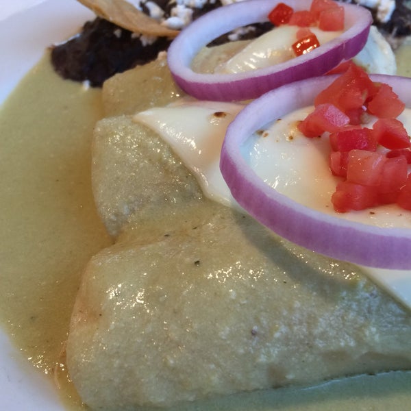 Das Foto wurde bei Cielito Lindo Mexican Gastronomy von Karen P. am 10/6/2016 aufgenommen