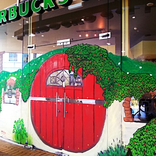 Foto tirada no(a) Starbucks Courtenay Central por vyne d. em 11/24/2012