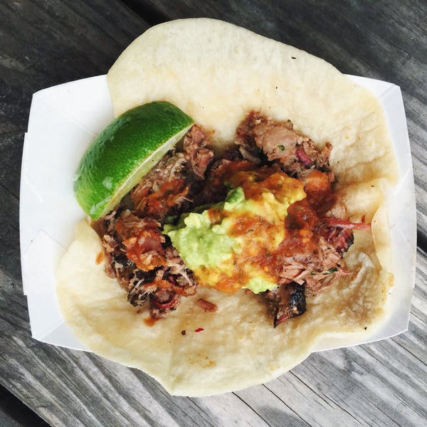The brisket tacos are as good as they say. Superb tortillas