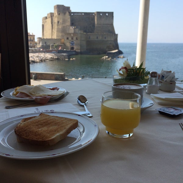 6/1/2015 tarihinde Marco M.ziyaretçi tarafından Hotel Royal Continental'de çekilen fotoğraf