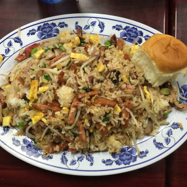 Try the original Royale-fried rice with egg, Portuguese sausage and char siu (Chinese BBQ pork). If you have a sweet tooth the King's Hawaiian bread French toast is amazing. Ask for the coconut syrup.