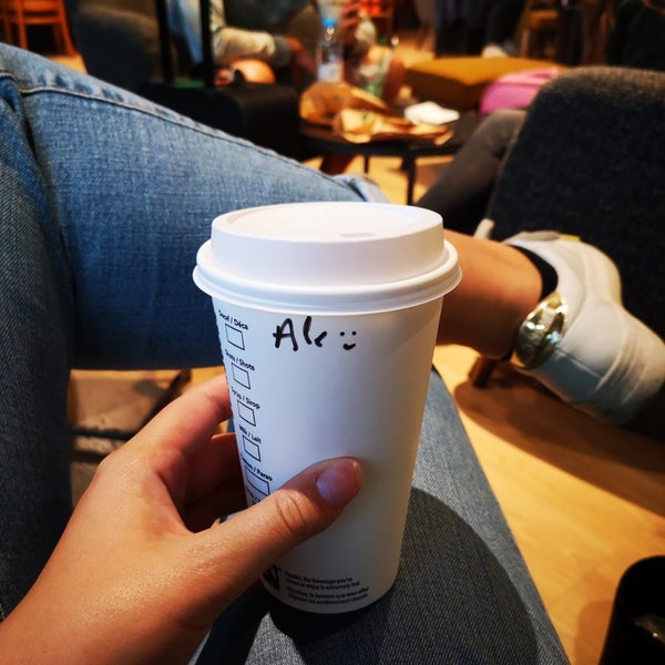 Photo taken at Starbucks by Anne-Laure W. on 9/10/2018