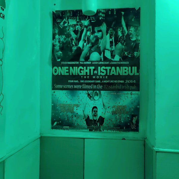 Снимок сделан в U2 İstanbul İrish Pub пользователем Rene F. 10/15/2021