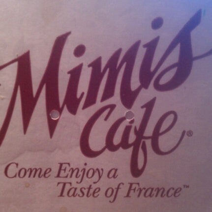 Foto scattata a Mimi&#39;s Cafe da Manny R. il 11/12/2012