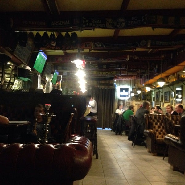 รูปภาพถ่ายที่ MacNaMara Irish Pub โดย Ekaterina M. เมื่อ 3/17/2015
