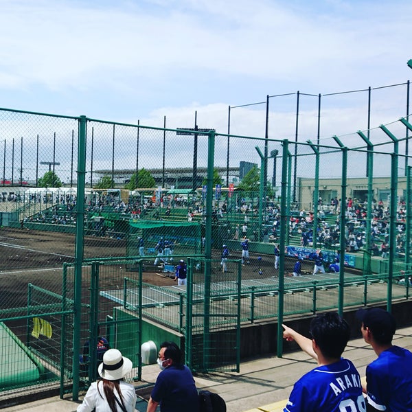 Fotos En 花園セントラルスタジアム 花園中央公園野球場 Estadio De Beisbol En 東大阪市