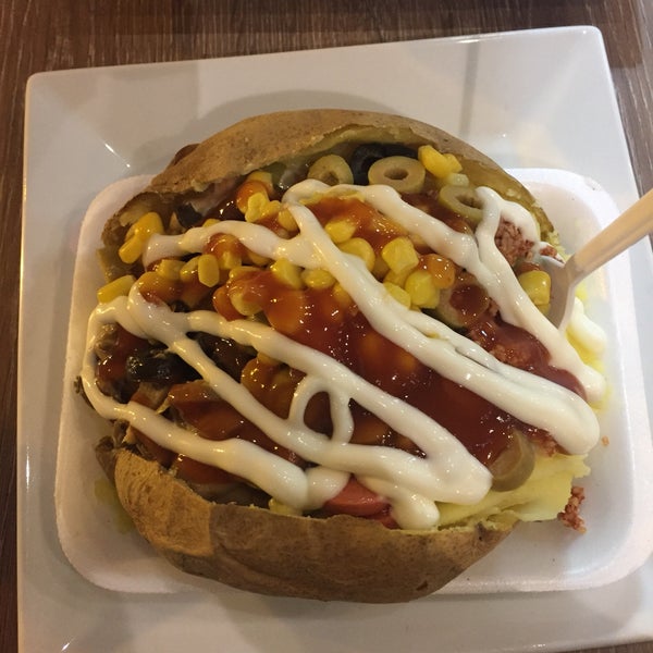Photo taken at Ortaköy Kumpir &amp; Waffle by 🧜‍♀️ on 1/17/2019