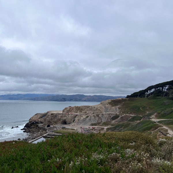 Photo taken at Lands End Visitor Center by Natsume C. on 6/23/2023