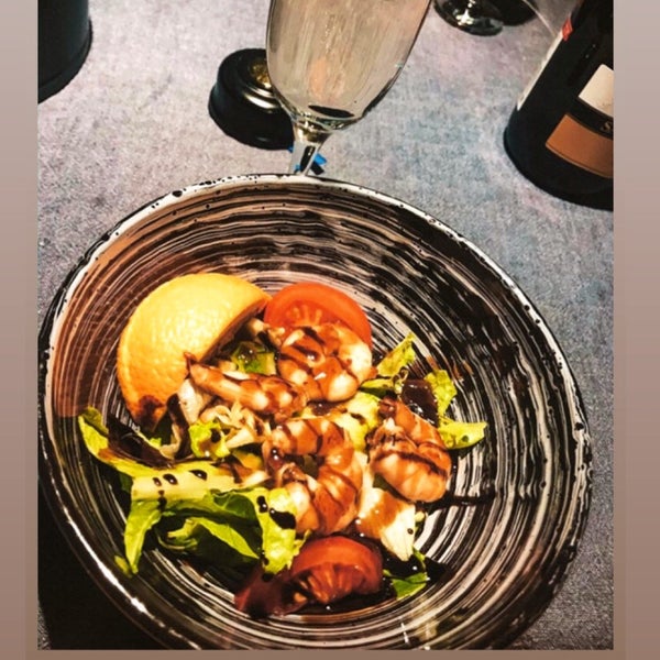 1/12/2020にSinan A.がBella Vita Restaurant &amp; Barで撮った写真