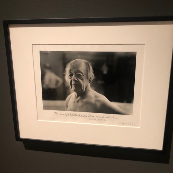 Das Foto wurde bei Crocker Art Museum von Dmitri B. am 11/24/2018 aufgenommen