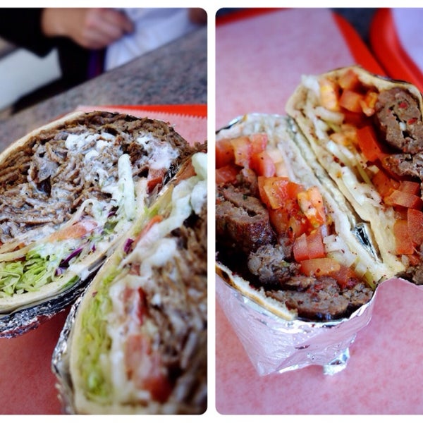 3/31/2014 tarihinde Peggy S.ziyaretçi tarafından Bereket Turkish Kebab House'de çekilen fotoğraf