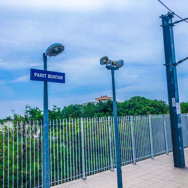 Photos at Station KTM Parit Buntar (Train Station) - Jalan Stesen