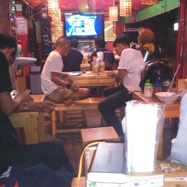 THE TREE HOUSE "Bar & Resto"