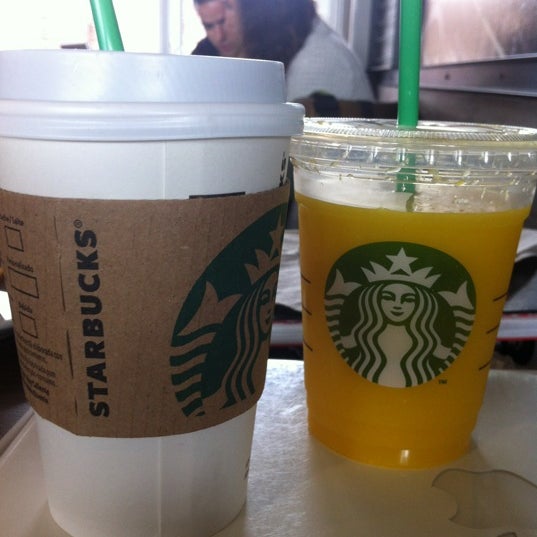 Photo taken at Starbucks by Carolina O. on 10/12/2012