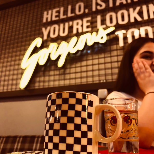 Foto diambil di Fuego Cafe &amp; Restaurant oleh Seda A. pada 5/23/2019
