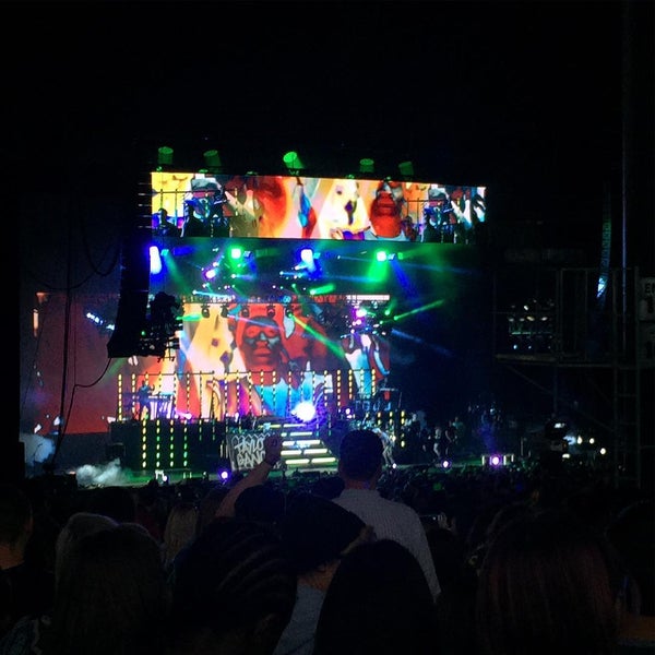 Photo taken at Hollywood Casino Amphitheatre by Andrew L. on 7/12/2015