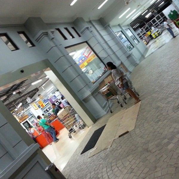 Depo Bangunan Toko Perangkat Keras